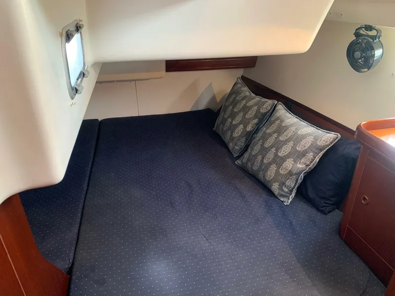 Slide: The Image of Beneteau Oceanis 473 2003 - 4887250