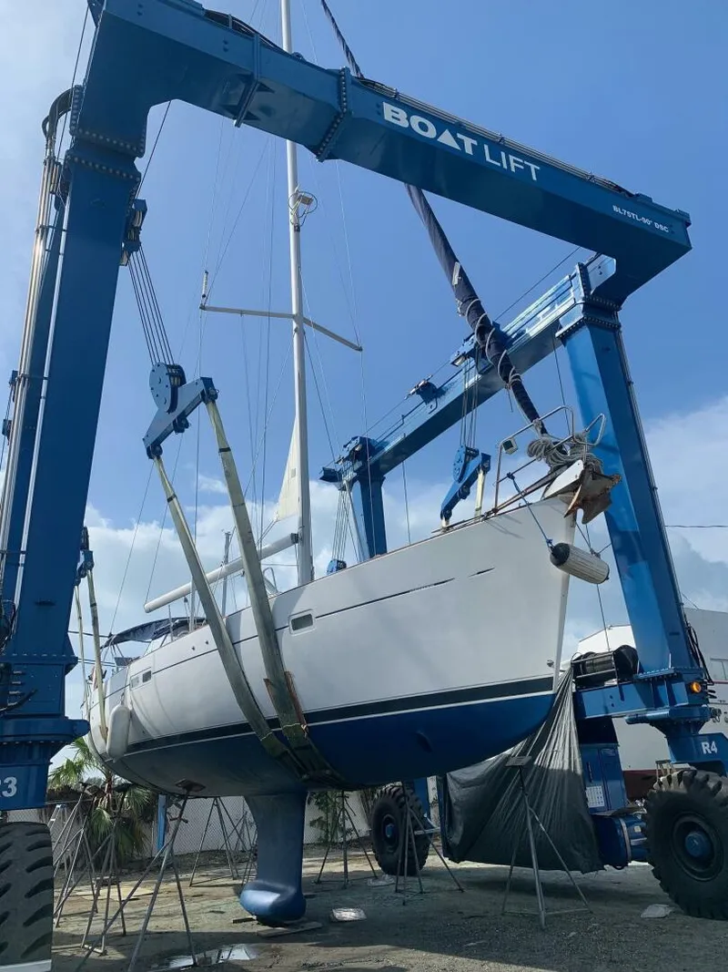 Slide: The Image of Beneteau Oceanis 473 2003 - 4887246