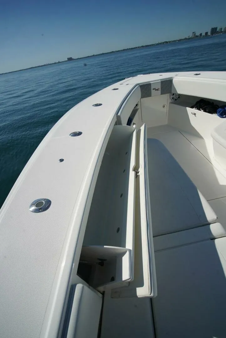 Slide: The Image of SeaVee 390Z 2018 - 4888279