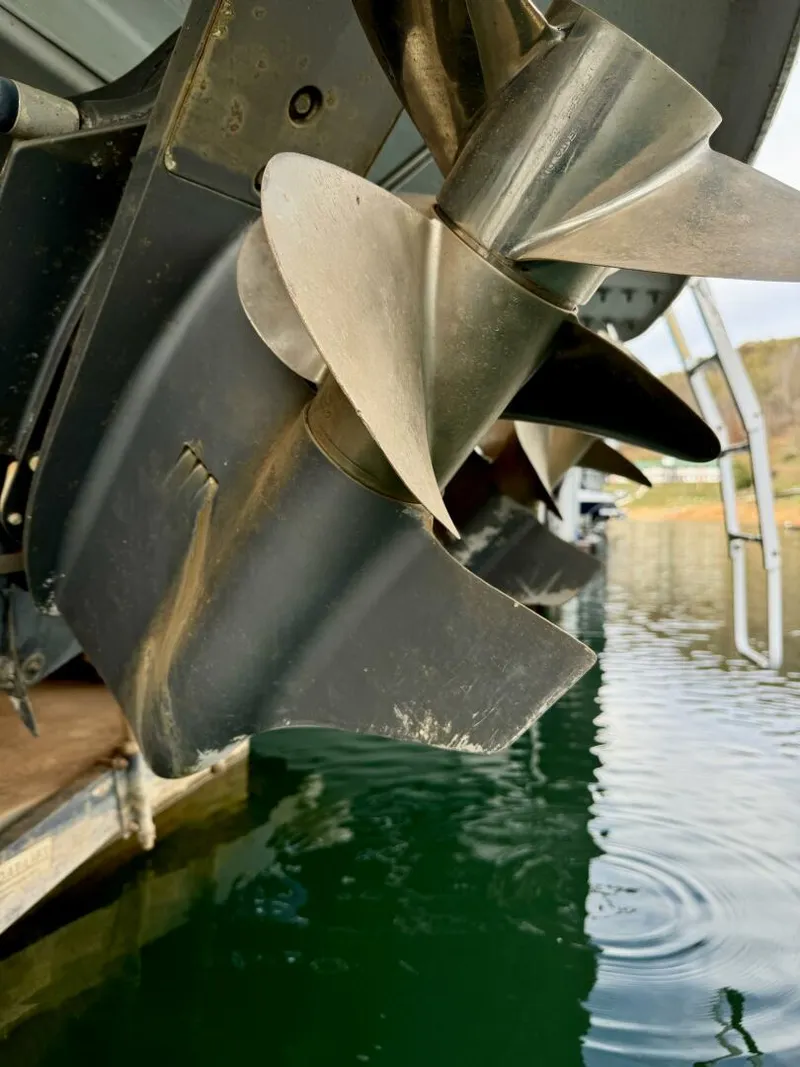 Slide: The Image of Four Winns Vista 288 2004 - 4888602