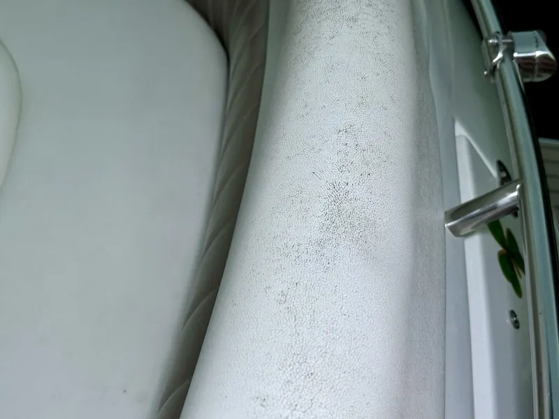 Slide: The Image of Four Winns Vista 288 2004 - 4888608