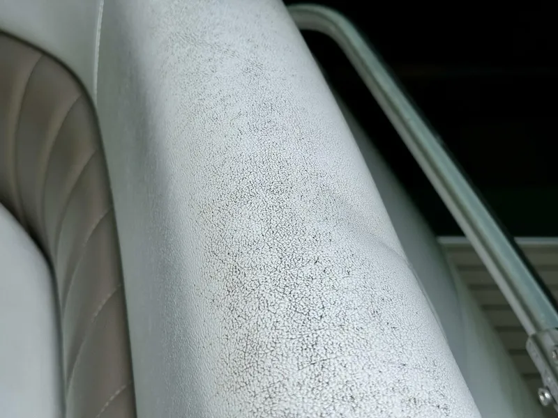 Slide: The Image of Four Winns Vista 288 2004 - 4888609