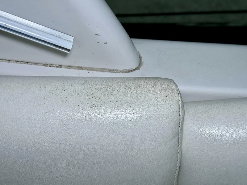 Slide: The Image of Four Winns Vista 288 2004 - 4888611