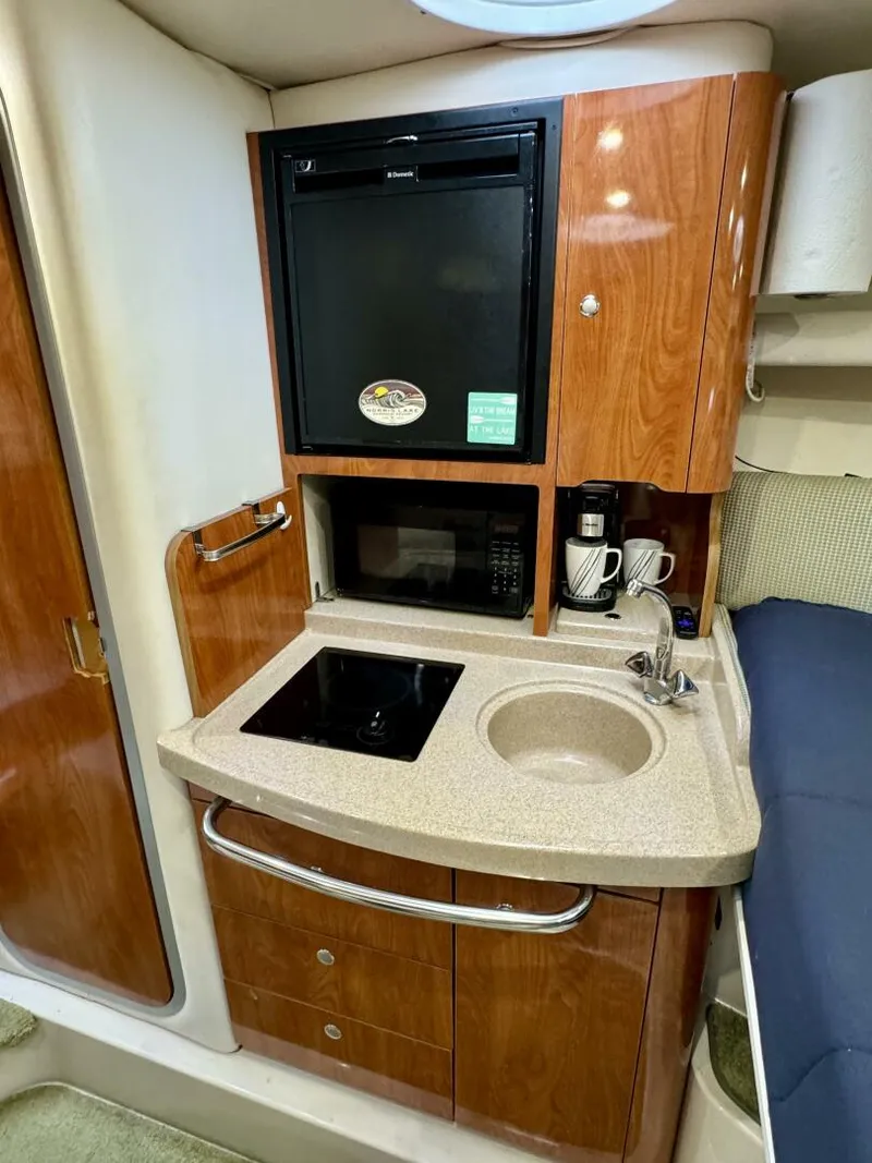 Slide: The Image of Four Winns Vista 288 2004 - 4888568