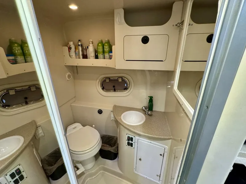 Slide: The Image of Four Winns Vista 288 2004 - 4888577