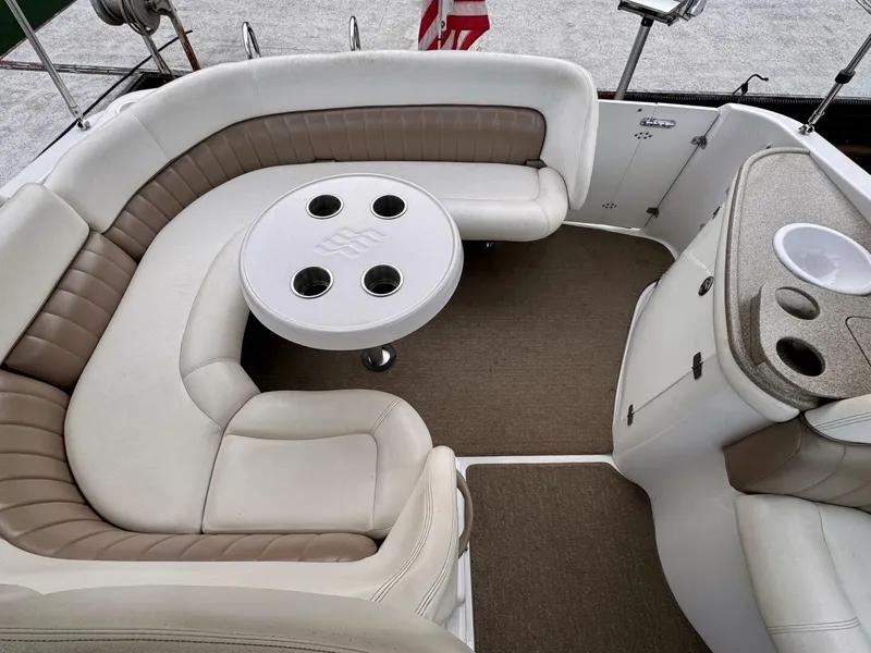 Slide: The Image of Four Winns Vista 288 2004 - 4888583