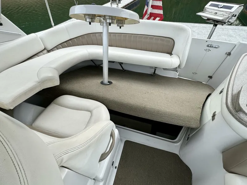 Slide: The Image of Four Winns Vista 288 2004 - 4888584