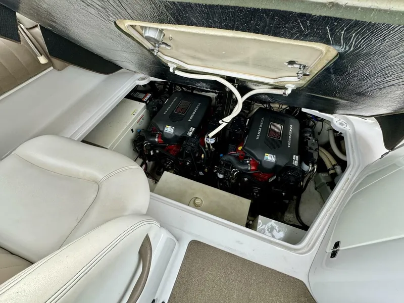 Slide: The Image of Four Winns Vista 288 2004 - 4888586