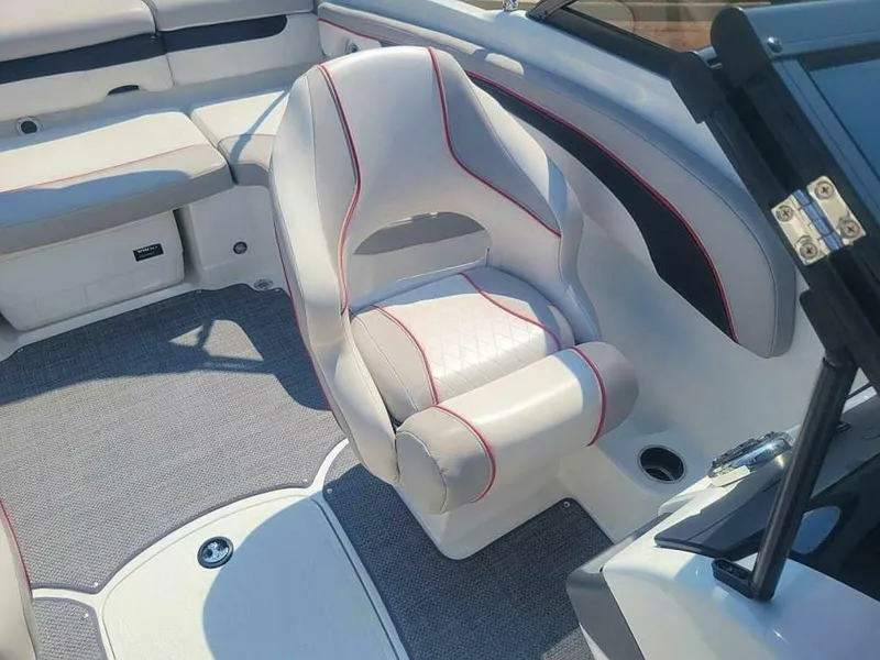 Slide: The Image of Tahoe 700 2019 - 4888693