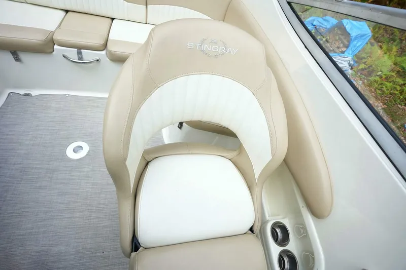 Slide: The Image of Stingray 225 CR 2016 - 4888941