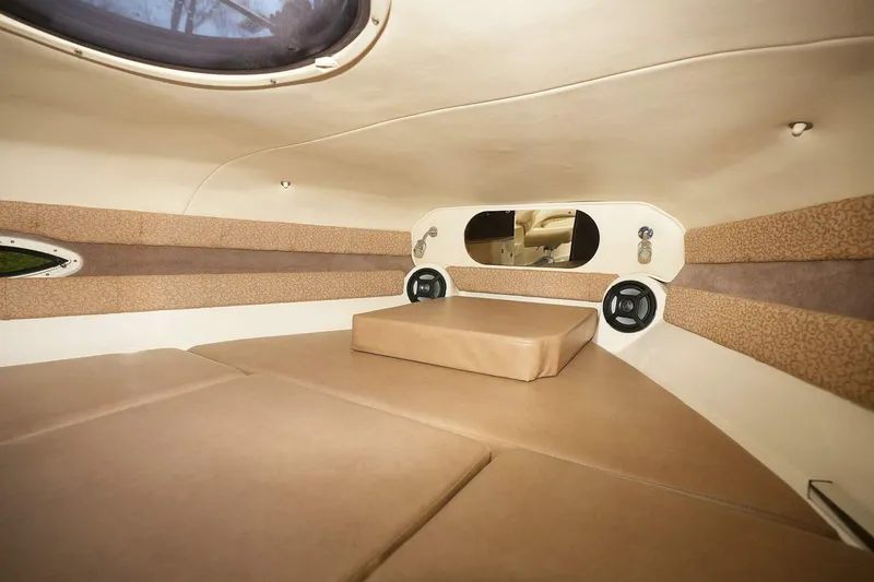 Slide: The Image of Stingray 225 CR 2016 - 4888948