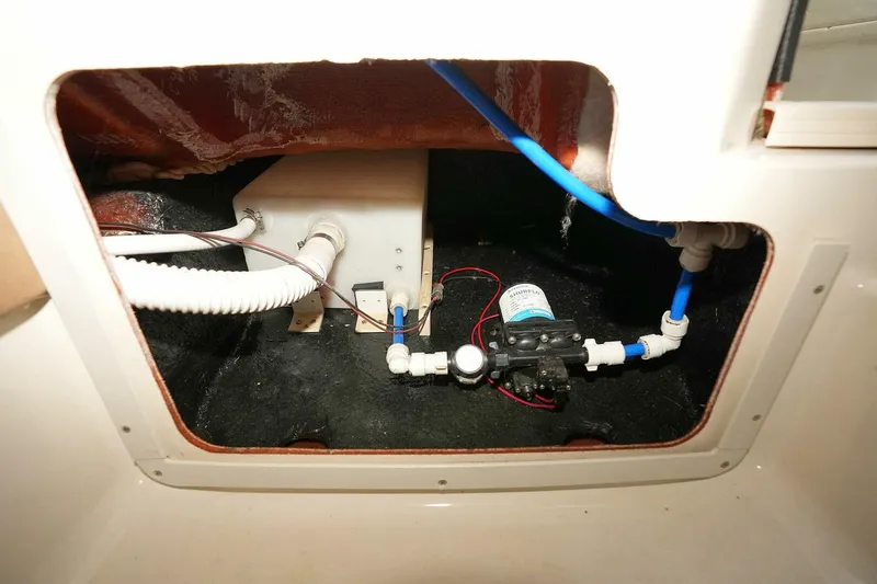 Slide: The Image of Stingray 225 CR 2016 - 4888978