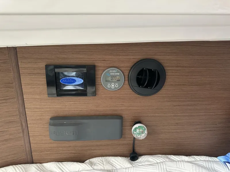 Slide: The Image of Jeanneau Leader 9.0 CC 2023 - 4889404