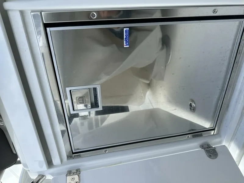 Slide: The Image of Jeanneau Leader 9.0 CC 2023 - 4889415