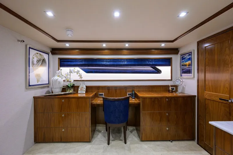 Slide: The Image of Viking 92 CHINA TIME - Master Stateroom 2020 Viking 92 Convertible CHINA TIME - 4890146