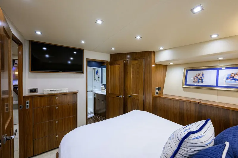 Slide: The Image of Viking 92 CHINA TIME - Starboard Guest Stateroom 2020 Viking 92 Convertible CHINA TIME - 4890209
