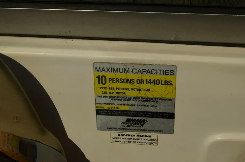 Slide: The Image of Hurricane SunDeck 217 OB 2011 - 4890842