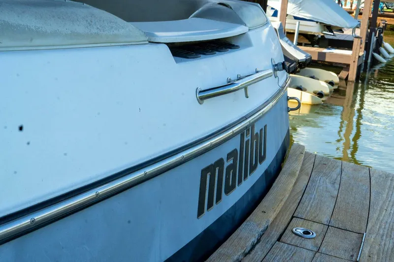 Slide: The Image of Malibu Wakesetter 23 XTi 2003 - 4891071