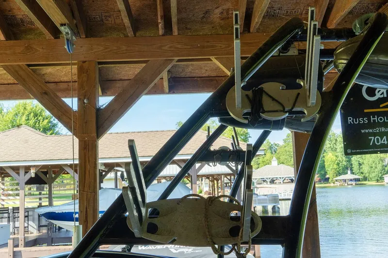 Slide: The Image of Malibu Wakesetter 23 XTi 2003 - 4891032