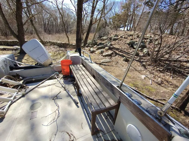 Slide: The Image of Boston Whaler Revenge 1983 - 4891384