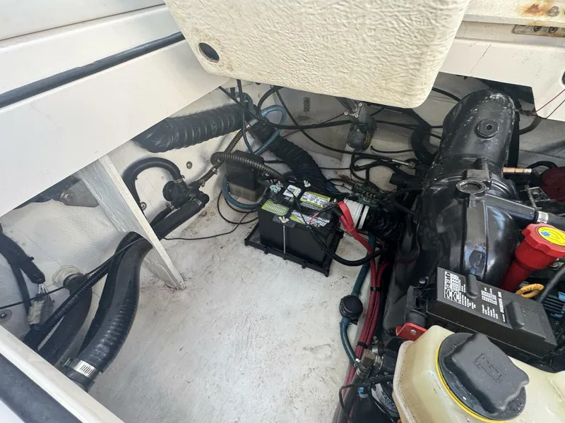 Slide: The Image of Regal 2800 Bowrider 2015 - 4891156