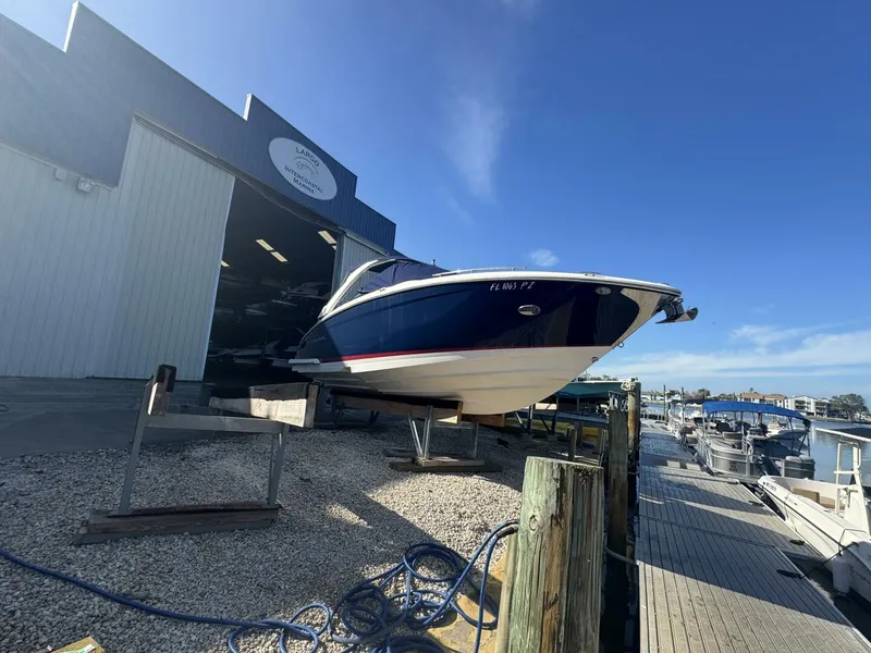 Slide: The Image of Regal 2800 Bowrider 2015 - 4891137