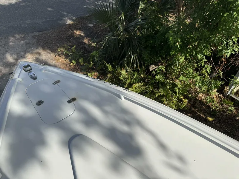 Slide: The Image of Renegade 32 Cuddy 2005 - 4900045