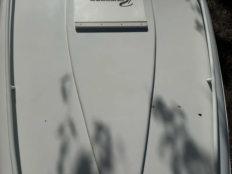 Slide: The Image of Renegade 32 Cuddy 2005 - 4900046