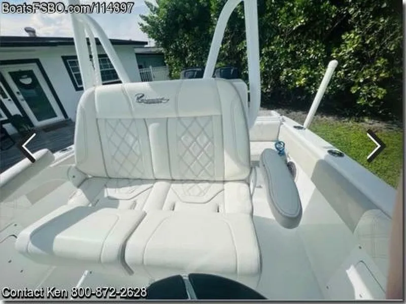 Slide: The Image of Renegade 32 Cuddy 2005 - 4904240