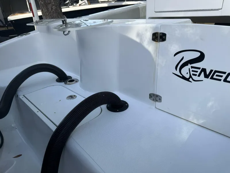 Slide: The Image of Renegade 32 Cuddy 2005 - 4907531