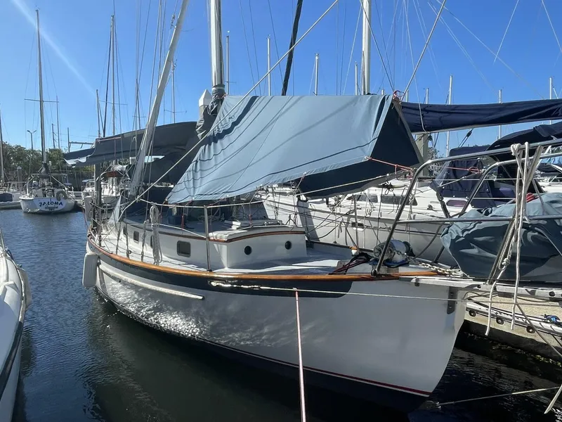 The Image of Cape George 31 1982 - 4896175