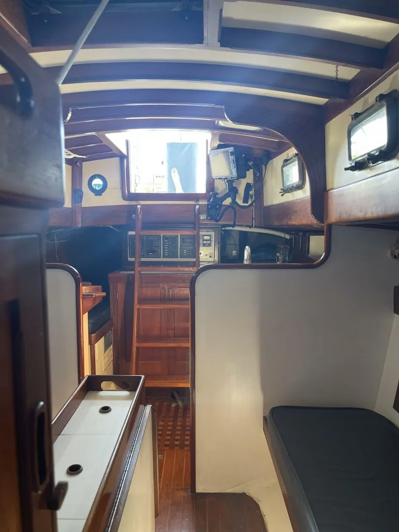 Slide: The Image of Cape George 31 1982 - 4896182