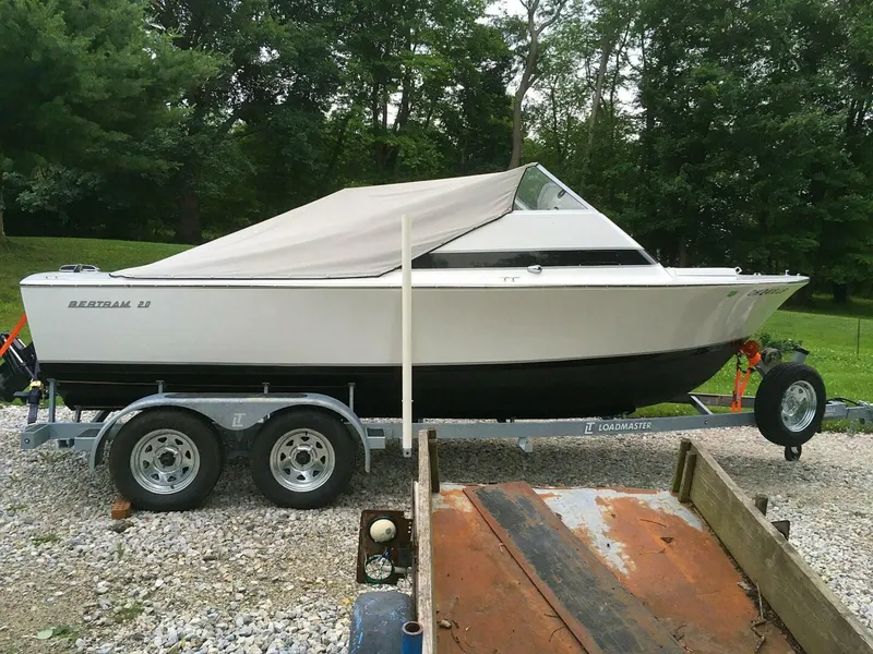 Slide: The Image of Bertram Bahia Mar 20 1969 - 4896415