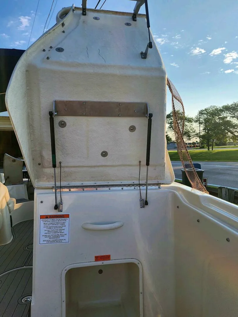 2005 Azure AZ261 for Sale in Trenton, MI 48183 | MarineSource