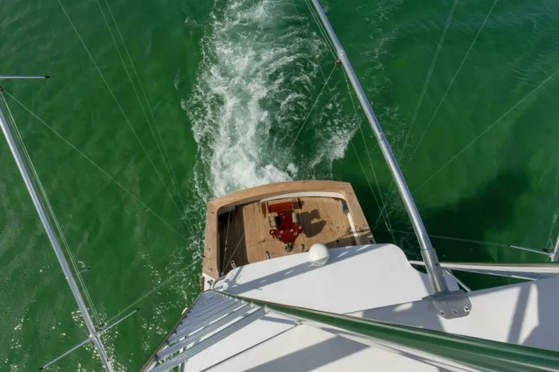 Slide: The Image of Custom  2004 Ebony Sportfish - 6093304