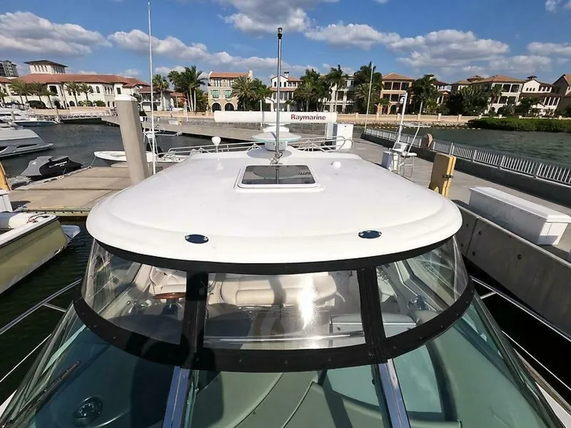 Slide: The Image of 14 2007 Sea Ray 44 - 5205205