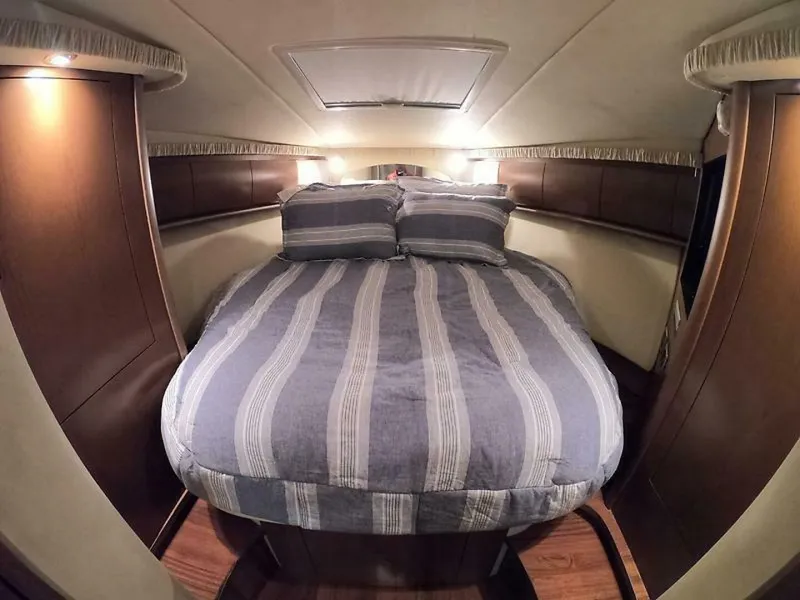 Slide: The Image of 44 2007 Sea Ray 44 - 5205235