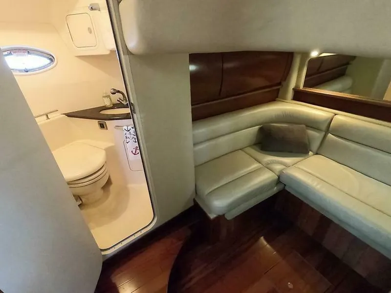 Slide: The Image of 52 2007 Sea Ray 44 - 5205243