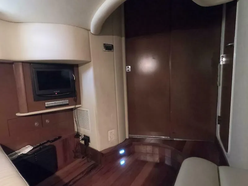 Slide: The Image of 59 2007 Sea Ray 44 - 5205250