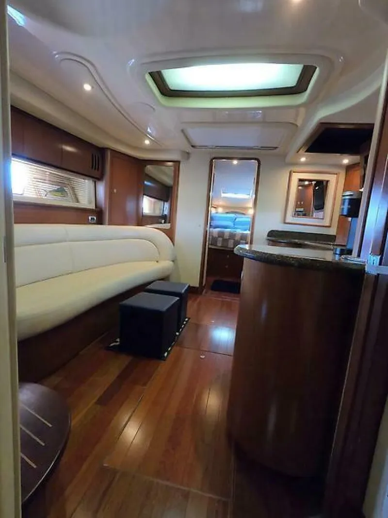 Slide: The Image of 60 2007 Sea Ray 44 - 5205251