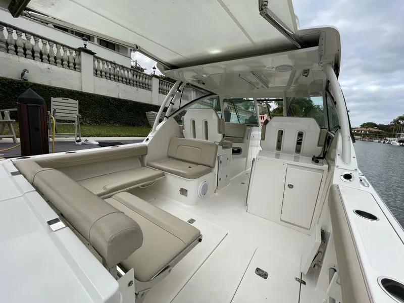 Slide: The Image of Pursuit DC 325 2015 - 4898358