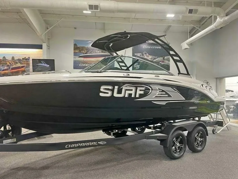 Slide: The Image of Chaparral 23 SURF 2022 - 7514943