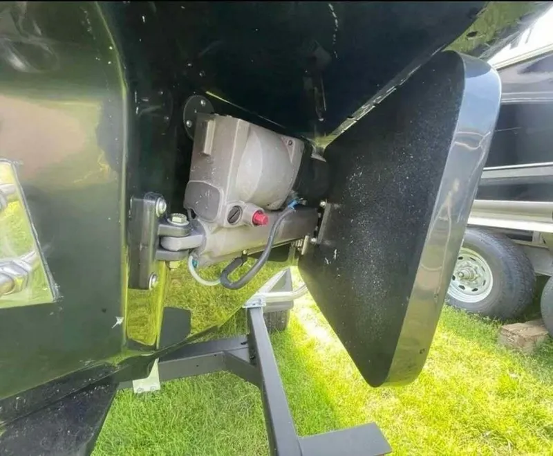 Slide: The Image of Chaparral 23 SURF 2022 - 7514952