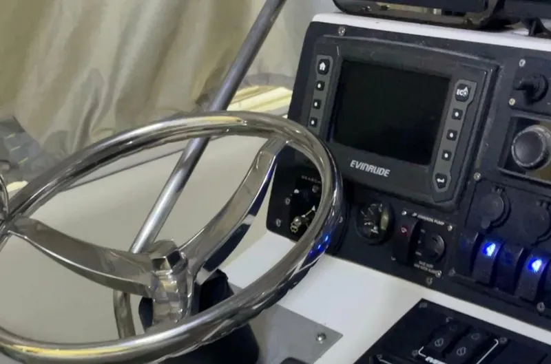 Slide: The Image of Wellcraft Scarab 30 Cuddy 1990 - 5660758