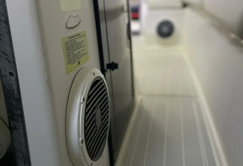 Slide: The Image of Wellcraft Scarab 30 Cuddy 1990 - 5660756