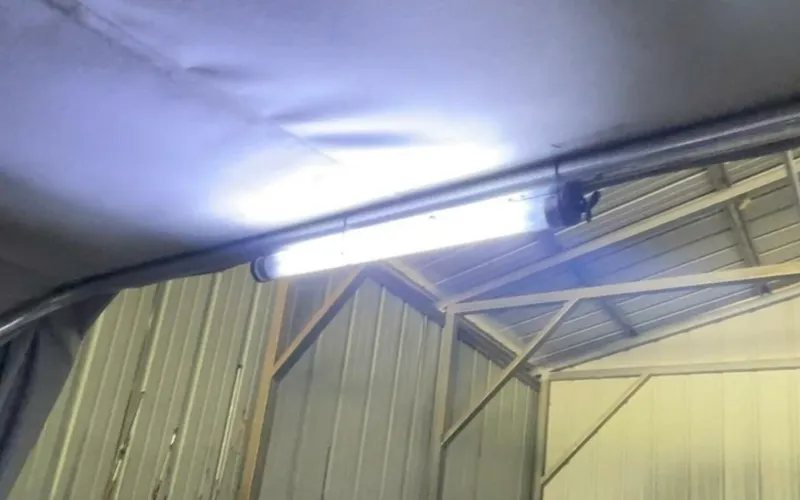 Slide: The Image of Wellcraft Scarab 30 Cuddy 1990 - 5660760