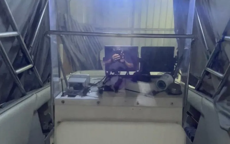 Slide: The Image of Wellcraft Scarab 30 Cuddy 1990 - 5660769