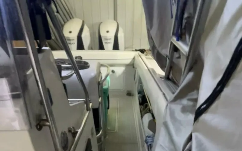 Slide: The Image of Wellcraft Scarab 30 Cuddy 1990 - 5660771