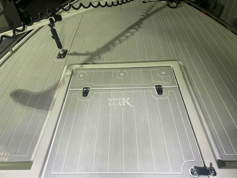 Slide: The Image of Wellcraft Scarab 30 Sport 1990 - 4905413