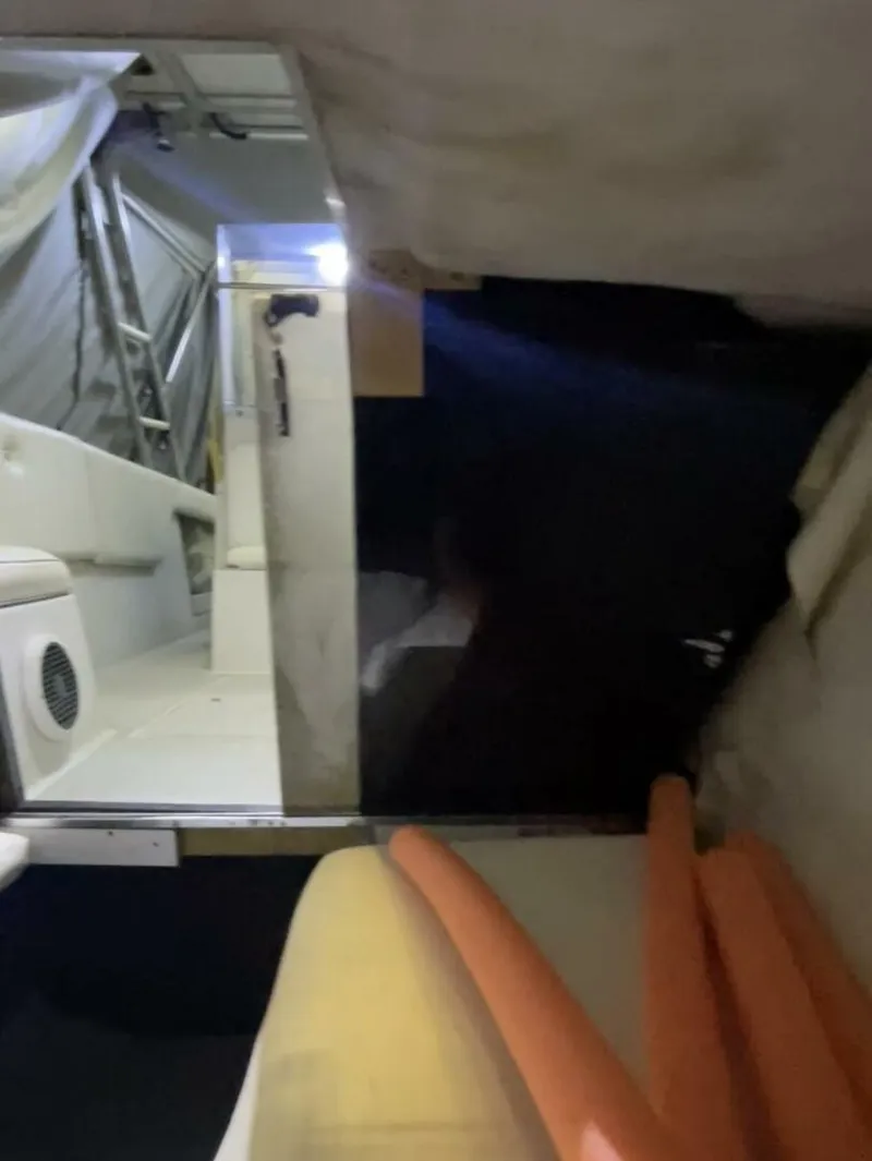 Slide: The Image of Wellcraft Scarab 30 Sport 1990 - 5660778